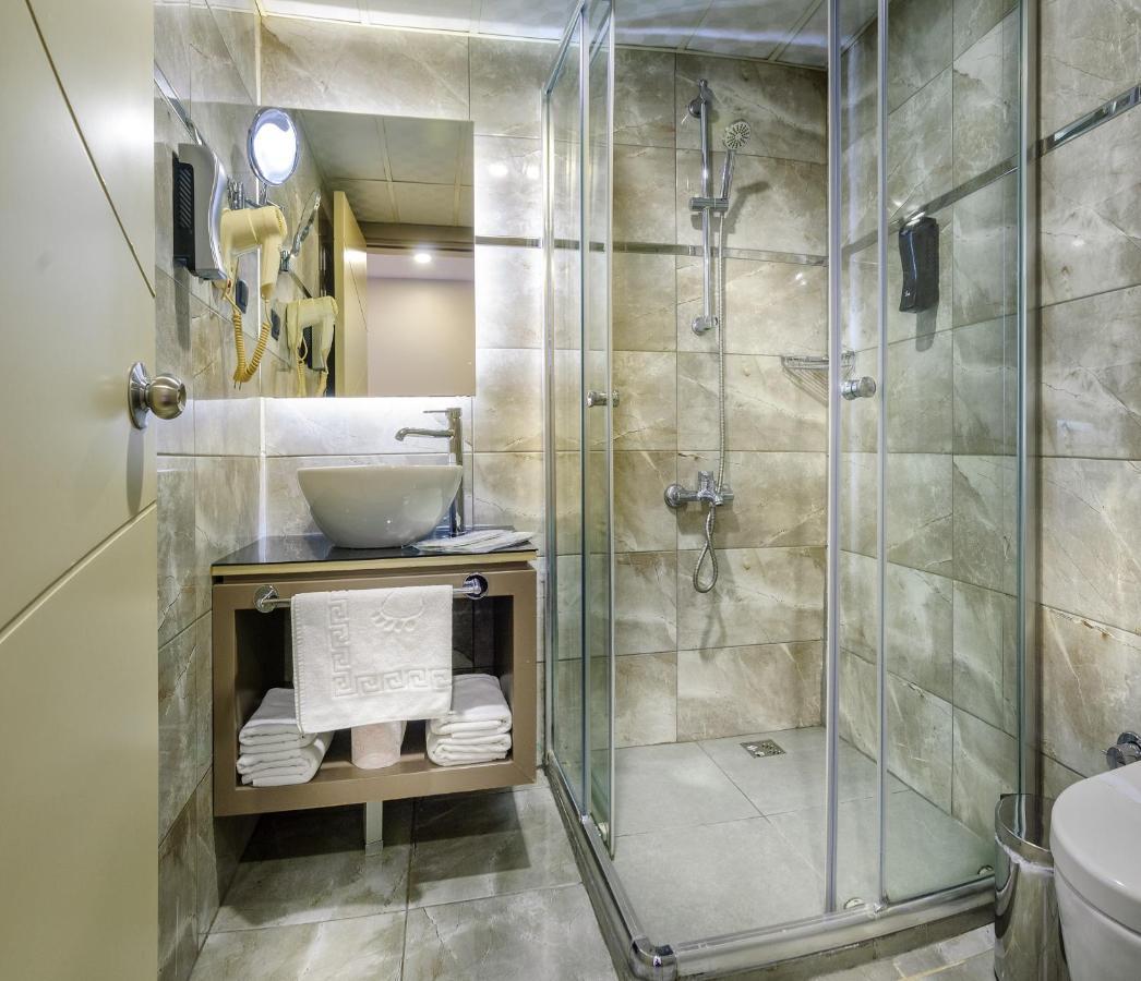 Hotel Bossuite Kadikoy Istanbul Exterior photo